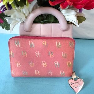 Dooney & Bourke EUC rainbow medium zip wallet